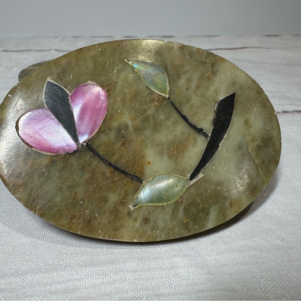 Vintage Handmade Oval Soapstone Decorative Stone Trinket Box Floral India - Picture 9 of 11